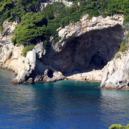 With A Parking Space - 4675 Apartamento Dubrovnik